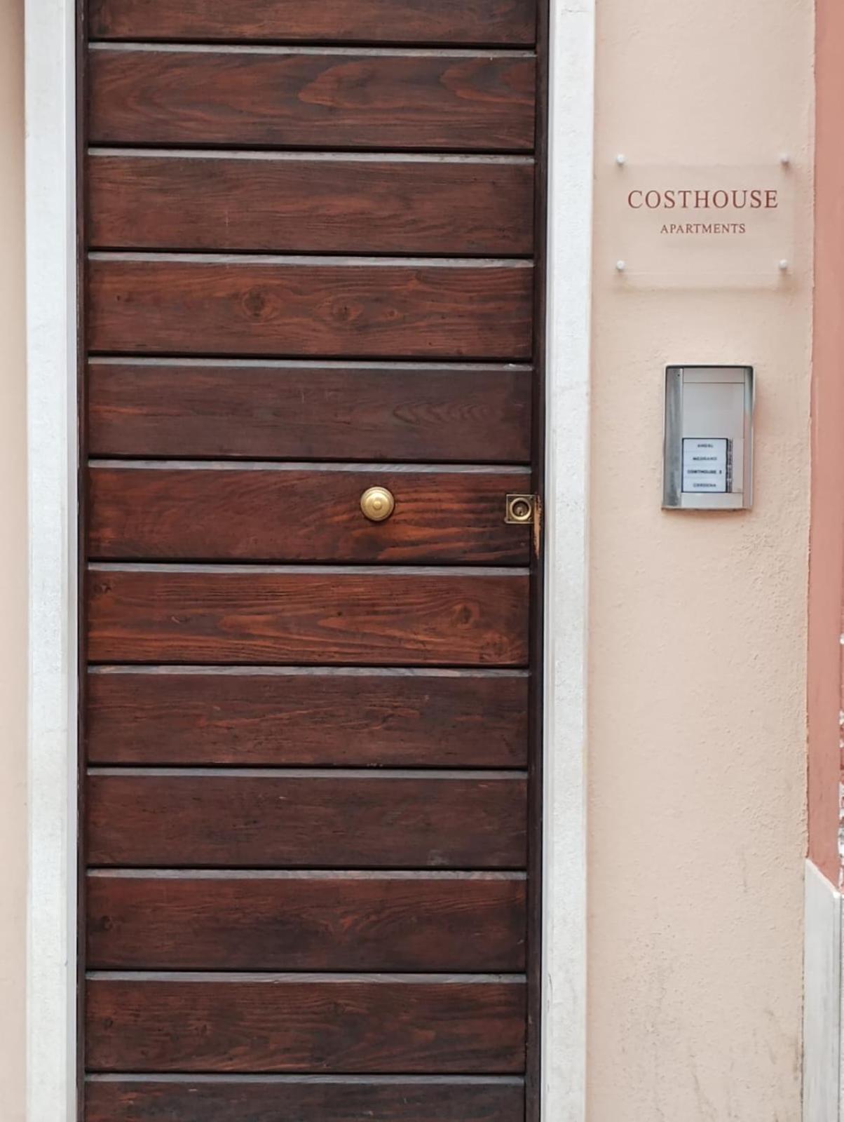 Apartamento Costhouse Brescia Exterior foto